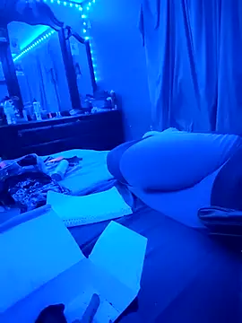 SaviiiRed90Love online show from 8, 3, 2025