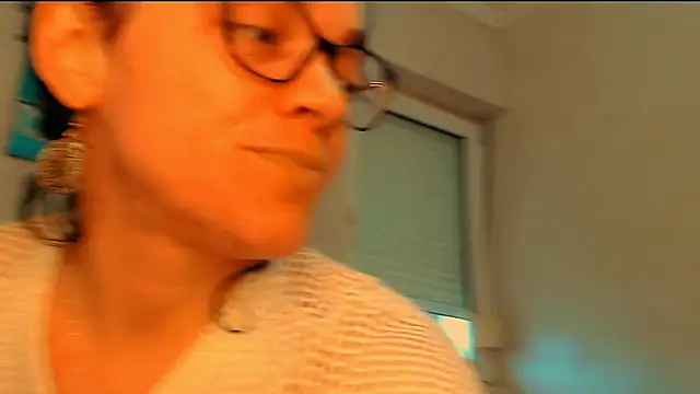 Snapshot of Ju-Hot chatting on 9, 2, 2026 Ju-Hot online show from 9, 2, 2026