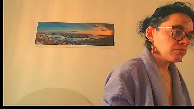 Snapshot of Ju-Hot chatting on 22, 12, 2025 Ju-Hot online show from 22, 12, 2025