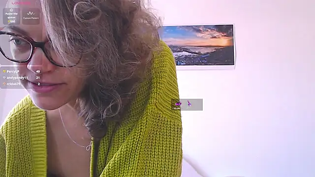 Snapshot of Ju-Hot chatting on 19, 3, 2025 Ju-Hot online show from 19, 3, 2025