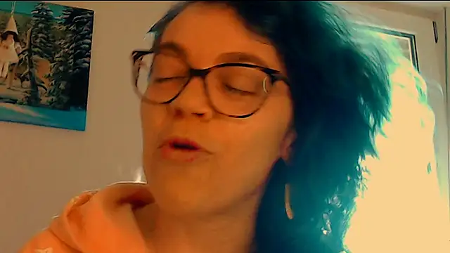 Snapshot of Ju-Hot chatting on 2, 3, 2026 Ju-Hot online show from 2, 3, 2026