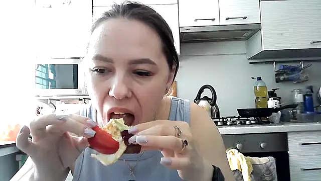 Misssweet s online show from 28, 2, 2025