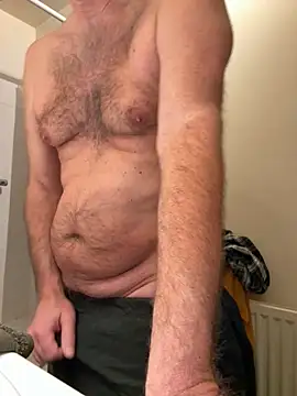 vincent1522 online show from 4, 11, 2025