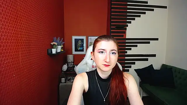 Violet Moreau online show from 12, 2, 2025