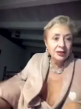 divinaerotica online show from 1, 11, 2025