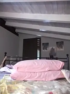 divinaerotica online show from 13, 4, 2026