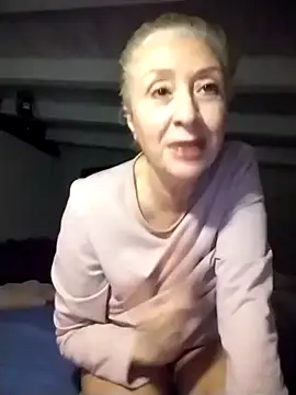 divinaerotica online show from 6, 1, 2026