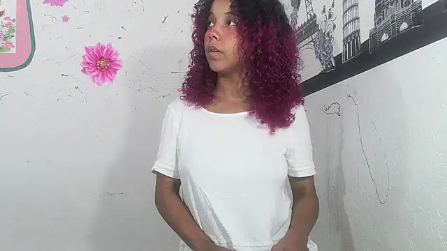 Lola-Pretty online show from 4, 3, 2025