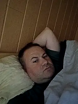 Pourleplasirs online show from 5, 11, 2025