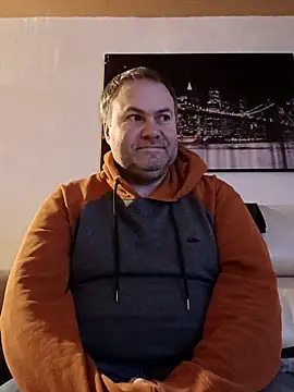 Pourleplasirs online show from 19, 2, 2025