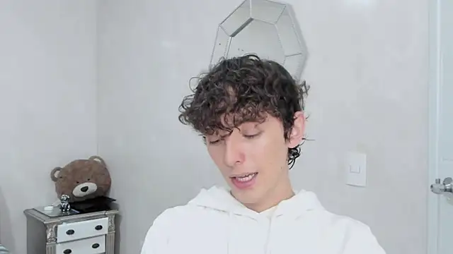 miketwink online show from 15, 2, 2026