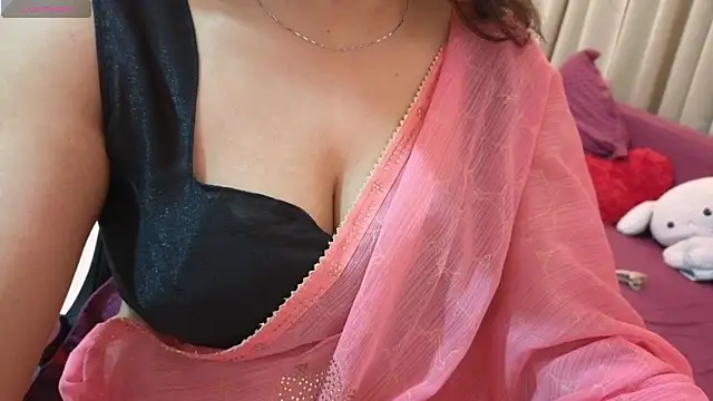 MISS MYRA online show from 7, 1, 2026