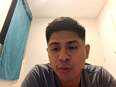 Snapshot of latinhotboy69 chatting on 18, 1, 2026 latinhotboy69 online show from 18, 1, 2026