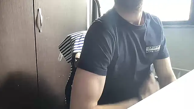 bullyboyy online show from 20, 4, 2026