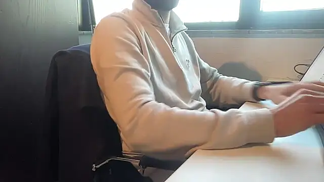 bullyboyy online show from 15, 12, 2025