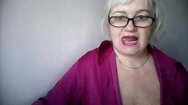 Mayya4321 online show from 5, 10, 2025