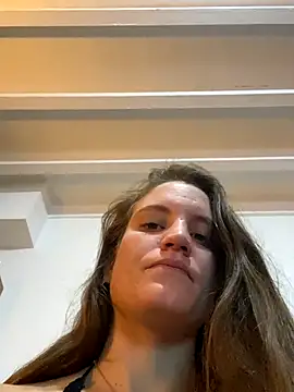 Roxannemuse online show from 11, 11, 2025