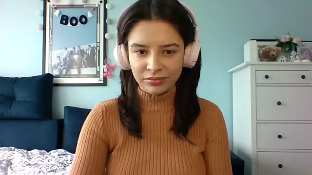 LariceSexy online show from 22, 10, 2025