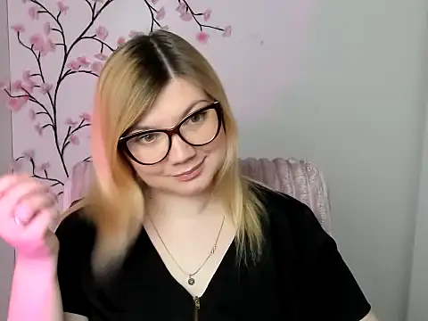 Lola moree online show from 4, 4, 2026