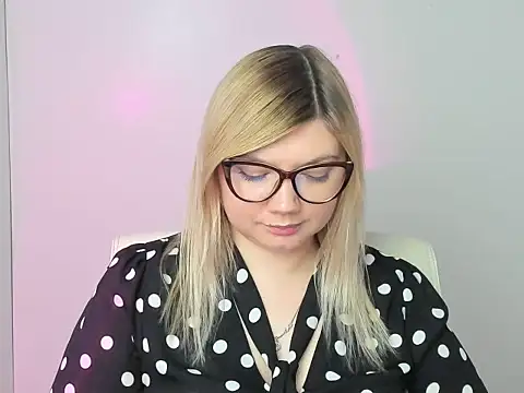 Lola moree online show from 11, 11, 2025