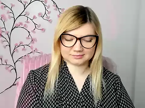 Lola moree online show from 15, 12, 2025