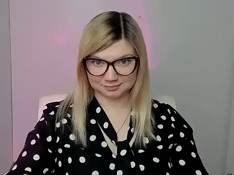 Lola moree online show from 10, 10, 2025