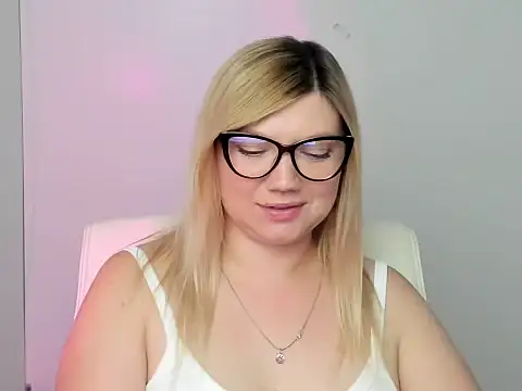 Lola moree online show from 12, 9, 2025