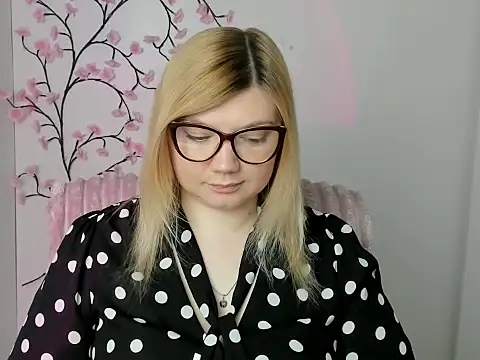 Lola moree online show from 21, 4, 2026