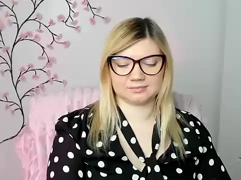 Lola moree online show from 18, 12, 2025