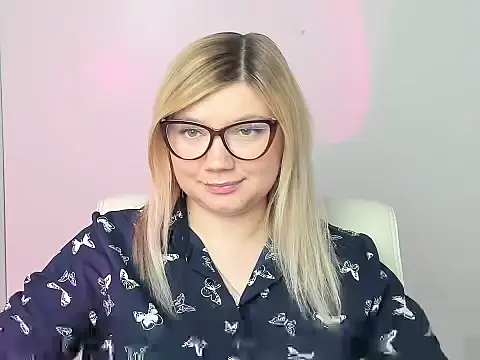 Lola moree online show from 10, 11, 2025