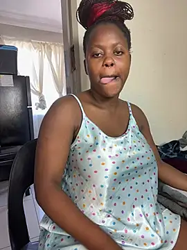 Snapshot of Cherry-brown55 chatting on 7, 2, 2026 Cherry-brown55 online show from 7, 2, 2026