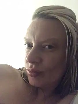 blondey206 online show from 12, 2, 2025