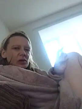 blondey206 online show from 11, 3, 2025