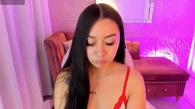 Snapshot of miss_isabella_m chatting on 3, 7, 2026 miss isabella m online show from 3, 7, 2026