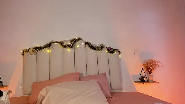 Zaira Rose  online show from 20, 12, 2025