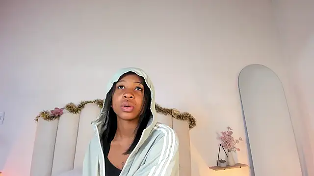 Zaira Rose  online show from 17, 12, 2025