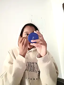 Zaira Rose  online show from 2, 12, 2025