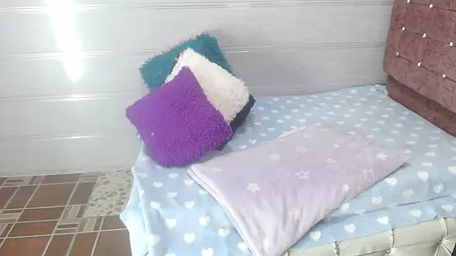 Ariasmithog online show from 13, 9, 2025