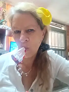 MaryLunna online show from 14, 2, 2025