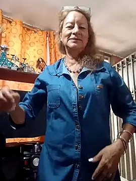 MaryLunna online show from 11, 3, 2025