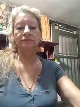 MaryLunna online show from 4, 2, 2025