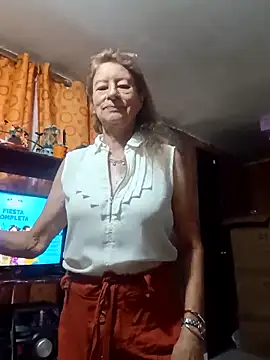 MaryLunna online show from 15, 2, 2025