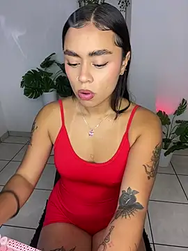 Snapshot of meli_ortiz_ chatting on 24, 6, 2026 meli ortiz online show from 24, 6, 2026