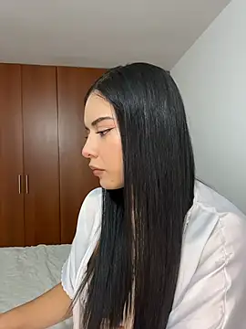 Snapshot of eileensophi chatting on 10, 7, 2026 eileensophi online show from 10, 7, 2026