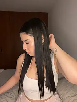 eileensophi online show from 20, 4, 2026