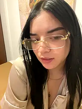 eileensophi online show from 27, 10, 2025