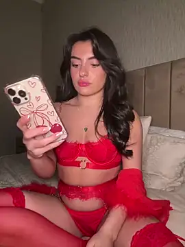 cute carly  online show from 18, 2, 2025