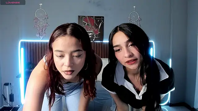 violet thomson online show from 3, 3, 2025