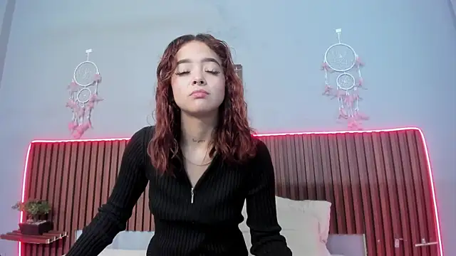 violet thomson online show from 12, 3, 2025