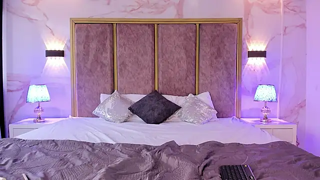 Snapshot of AliDiaz_ chatting on 23, 10, 2025 AliDiaz online show from 23, 10, 2025